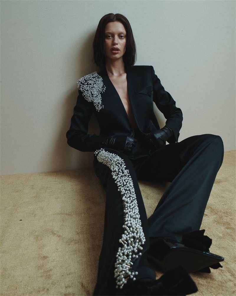Women Formal Wear With Black Blazer - Czarne damskie garnitury biurowe zestaw perły